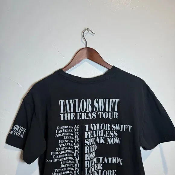 Taylor Swift Era's Tour Shirt Short Sleeve Size Large - Picture 7 of 10